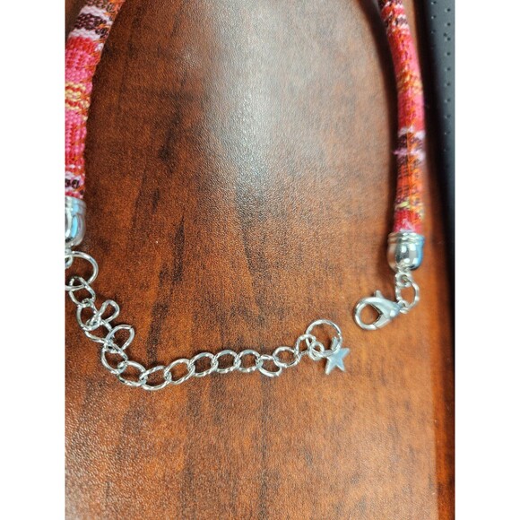 Adjustable Comfort Cat Collar with Bell - Picture 2 of 4